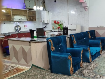 همکف دو خوابه با پارکینگ