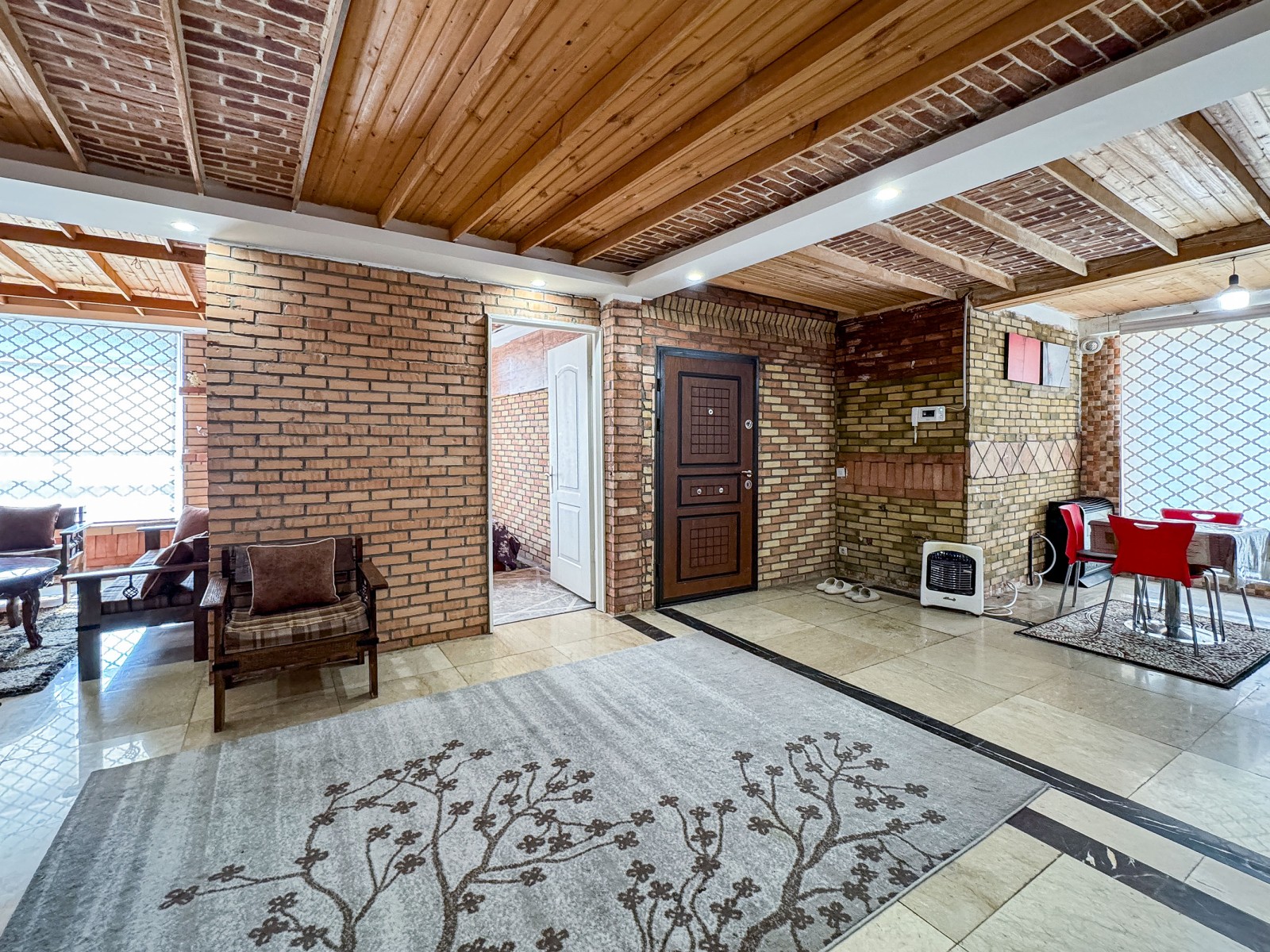 ورودی اقامتگاه