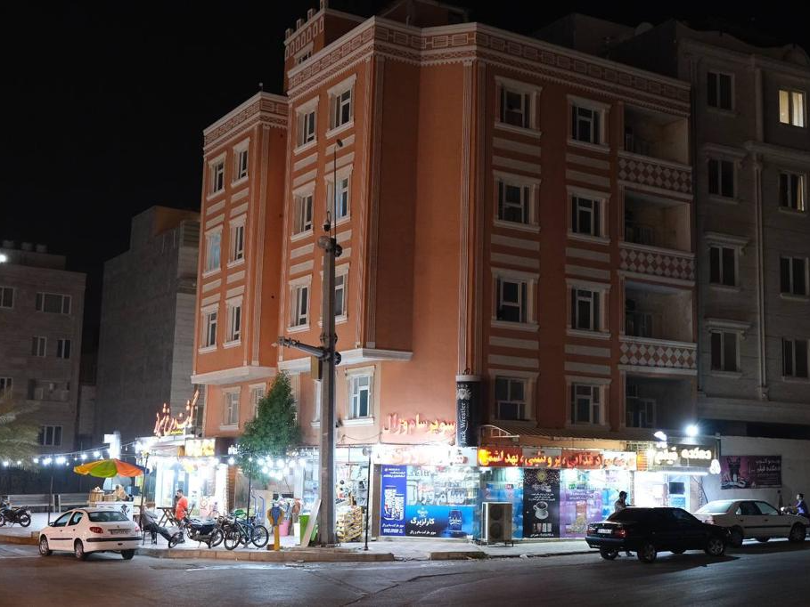 نمای بیرونی ساختمان نمای بیرونی ساختمان