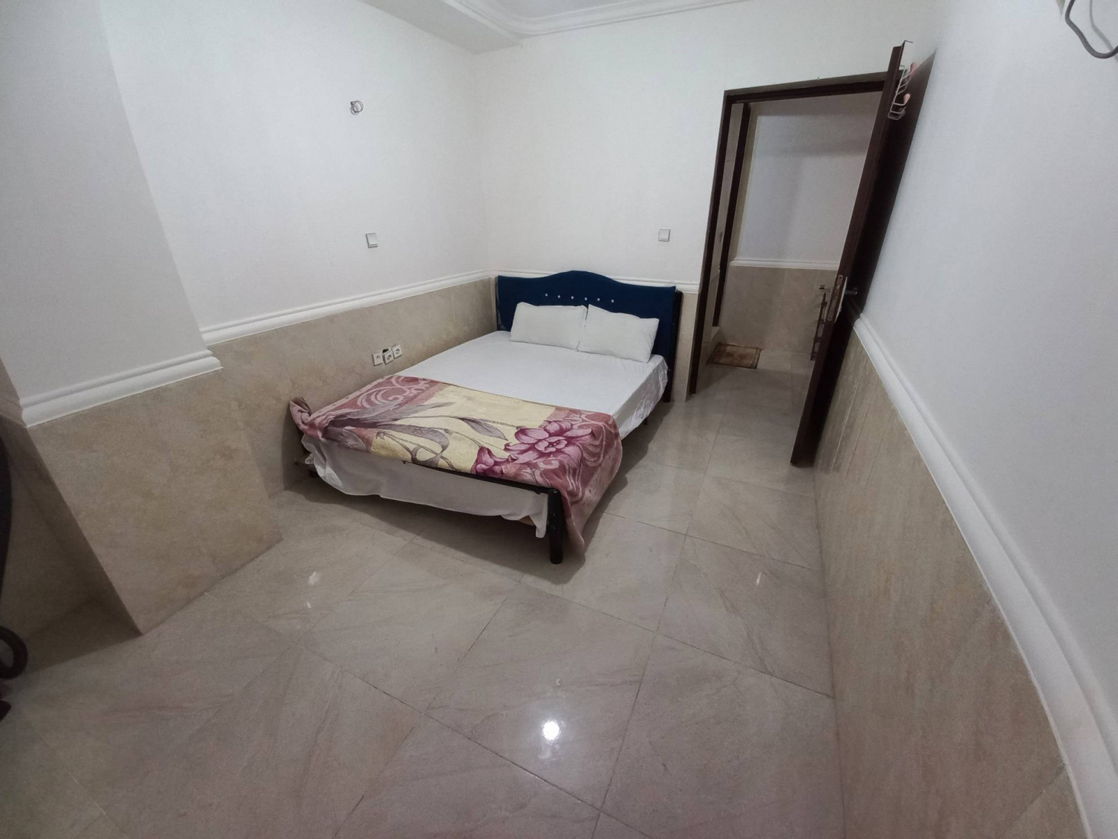 اتاق یک تخته دو نفره