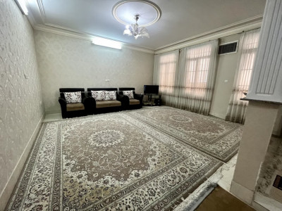 واحد مبله دو خوابه با حیاطی دربست
