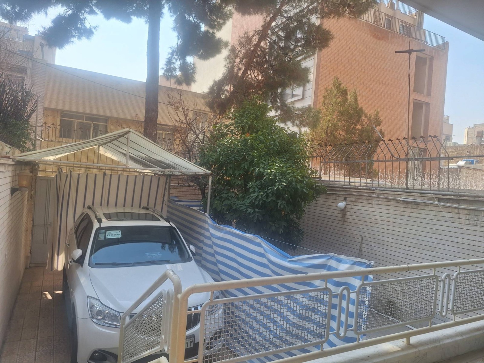 نمای بیرونی ساختمان نمای بیرونی ساختمان