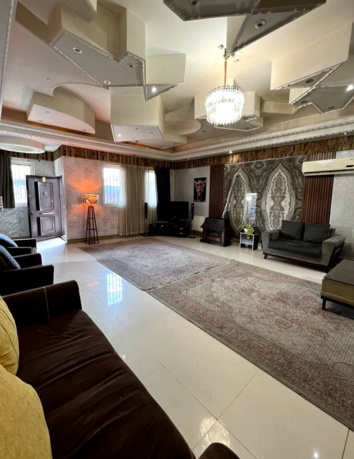 طبقه همکف