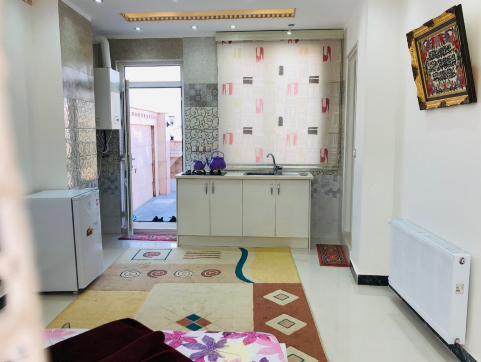 اتاق پذیرایی و آشپزخانه اتاق پذیرایی و آشپزخانه