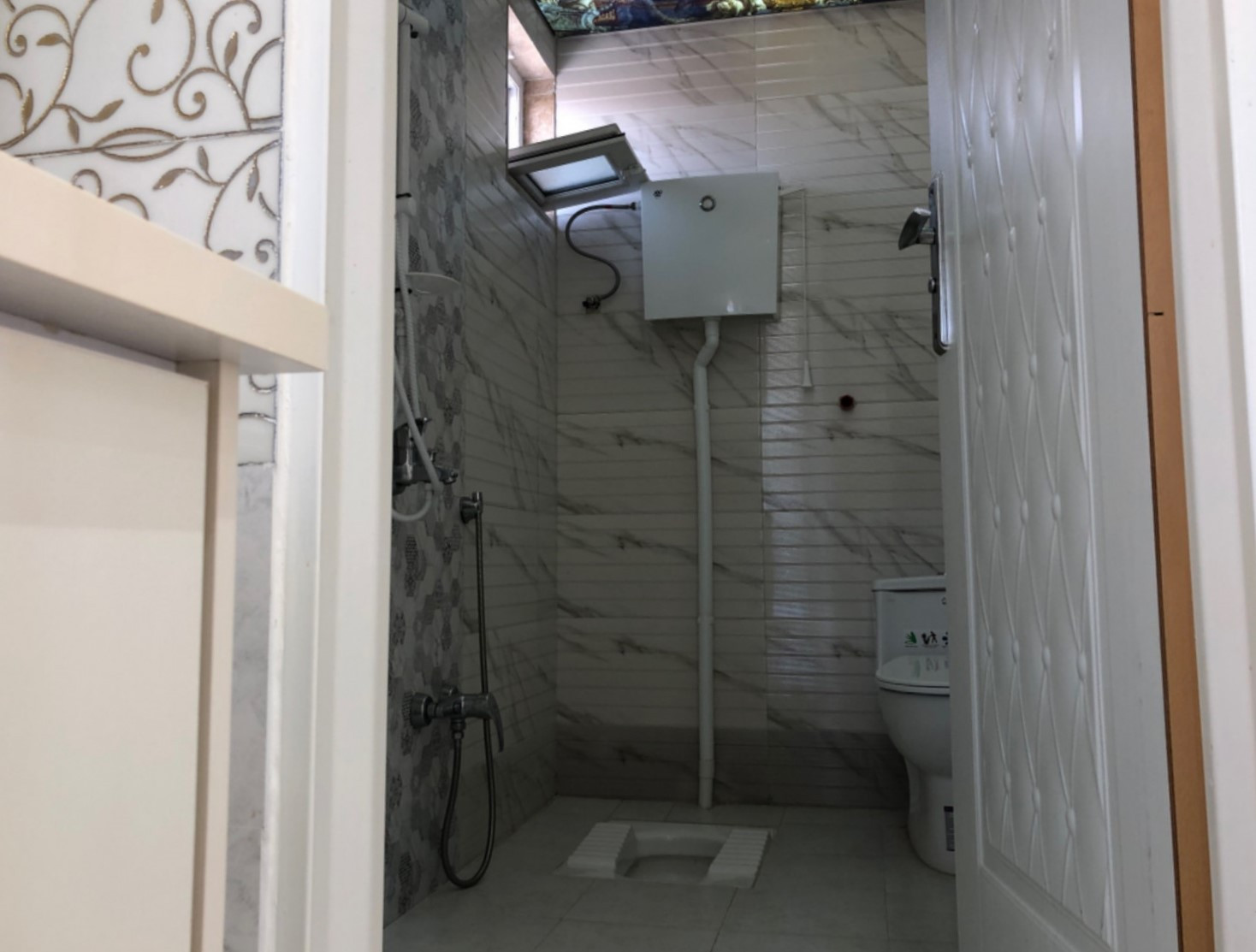 سرویس بهداشتی و حمام سرویس بهداشتی و حمام