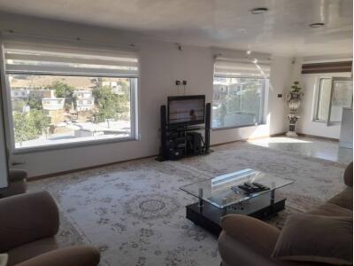 واحد صخره‌ای تک خواب با تراسی مبله و دنج