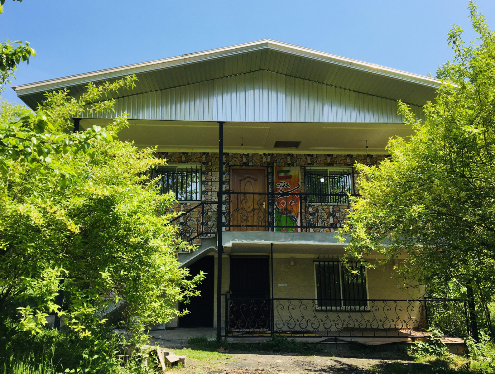 نمای بیرونی ساختمان نمای بیرونی ساختمان