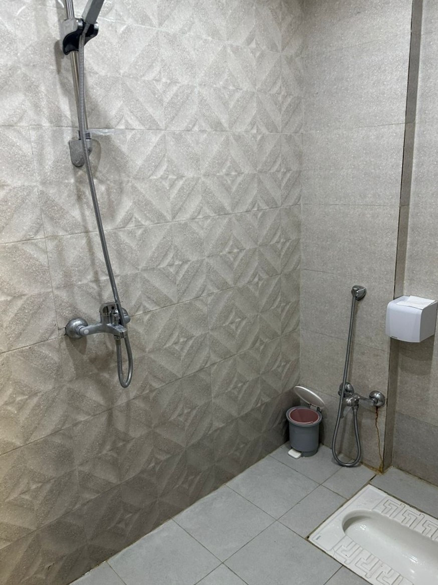 سرویس بهداشتی و حمام