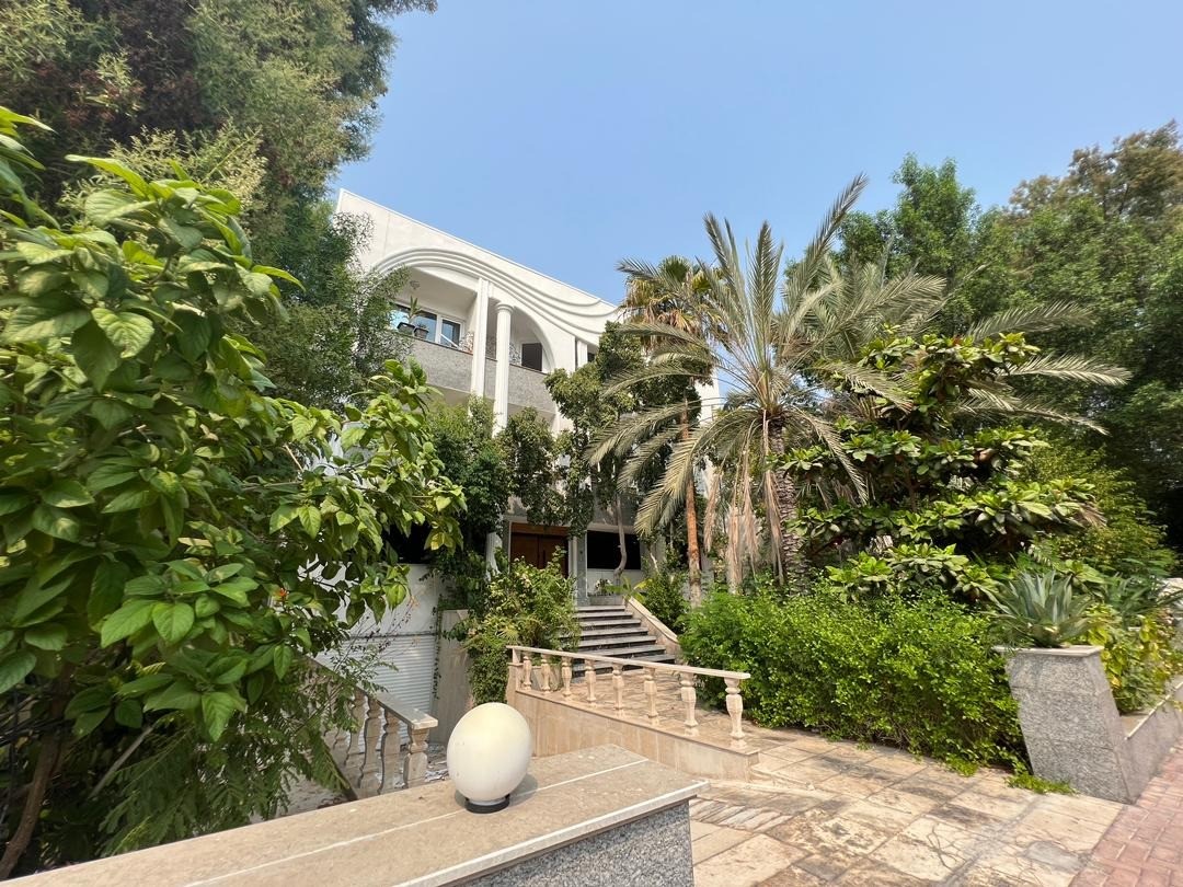 نمای بیرونی ساختمان نمای بیرونی ساختمان