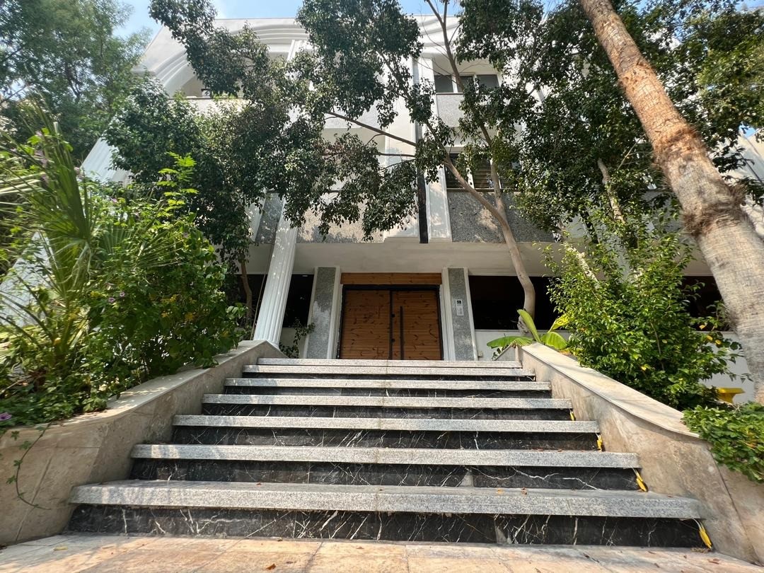 نمای بیرونی ساختمان نمای بیرونی ساختمان