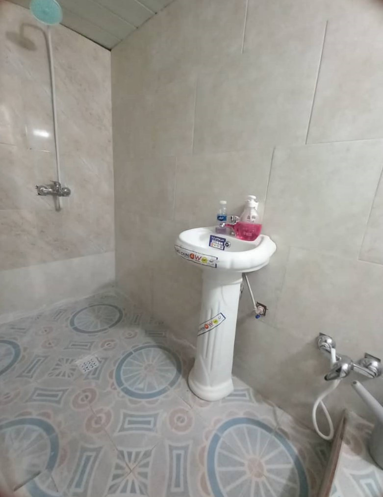 سرویس بهداشتی و حمام