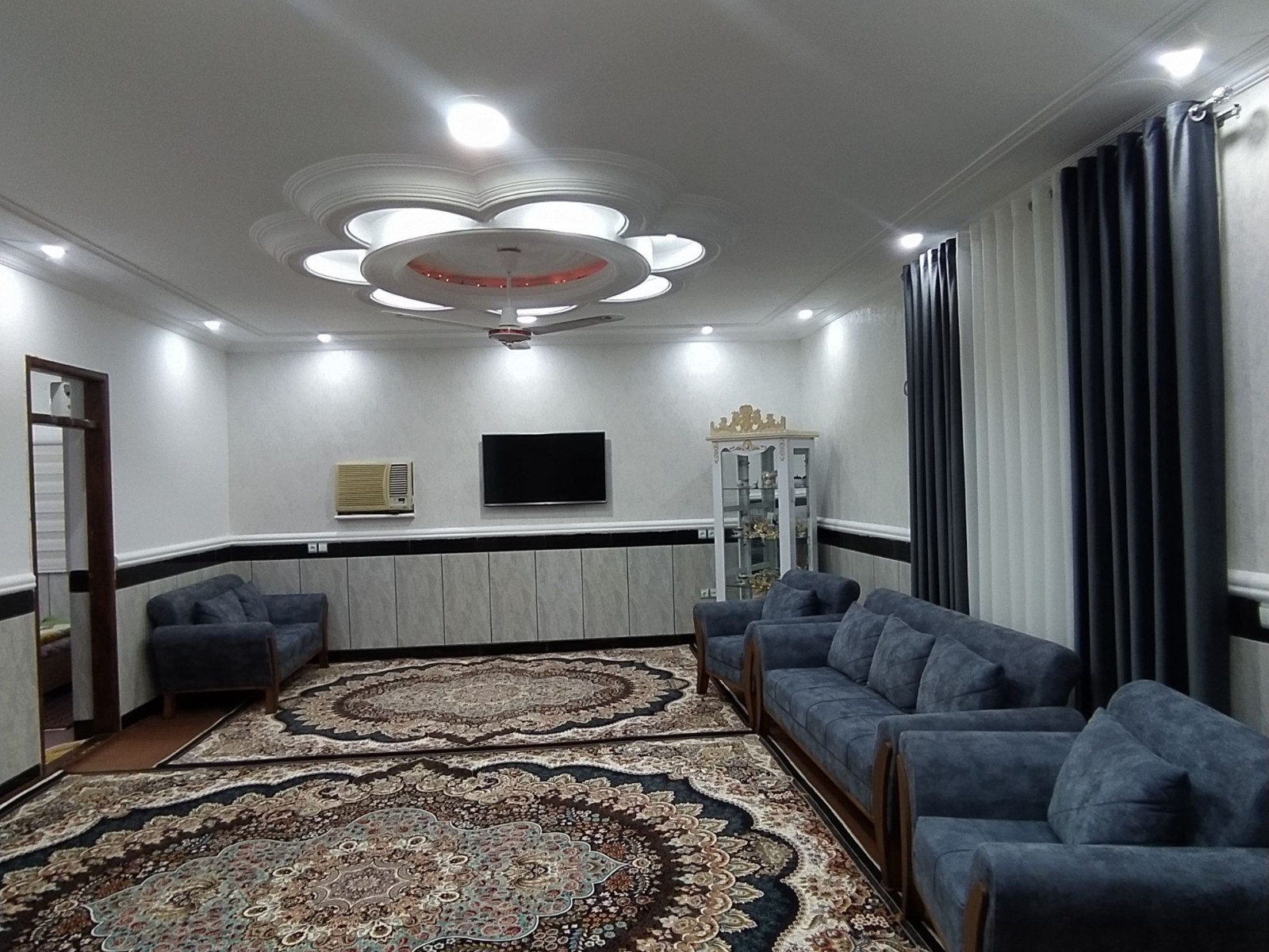 اتاق پذیرایی