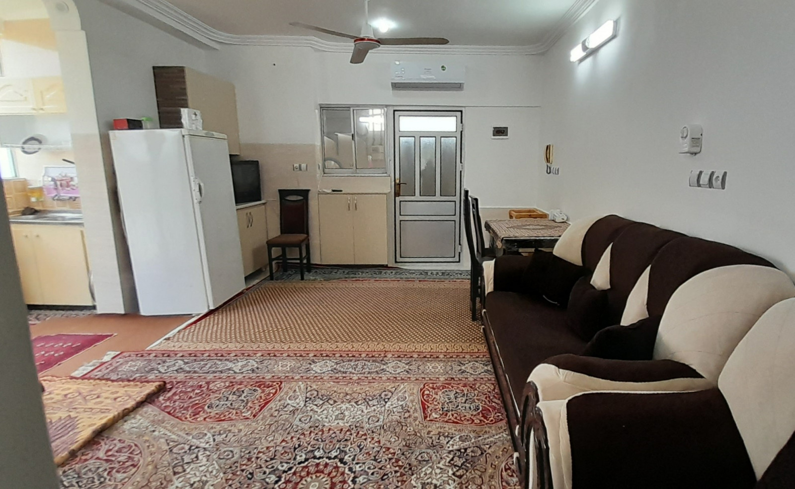 اتاق پذیرایی