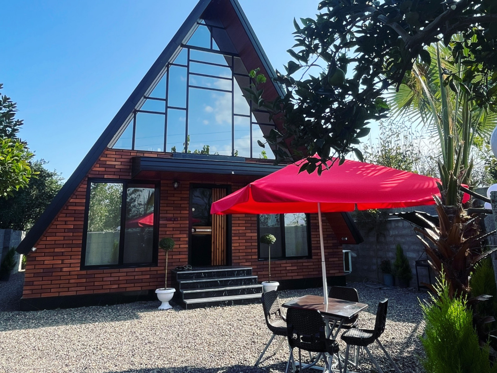 نمای بیرونی ساختمان نمای بیرونی ساختمان