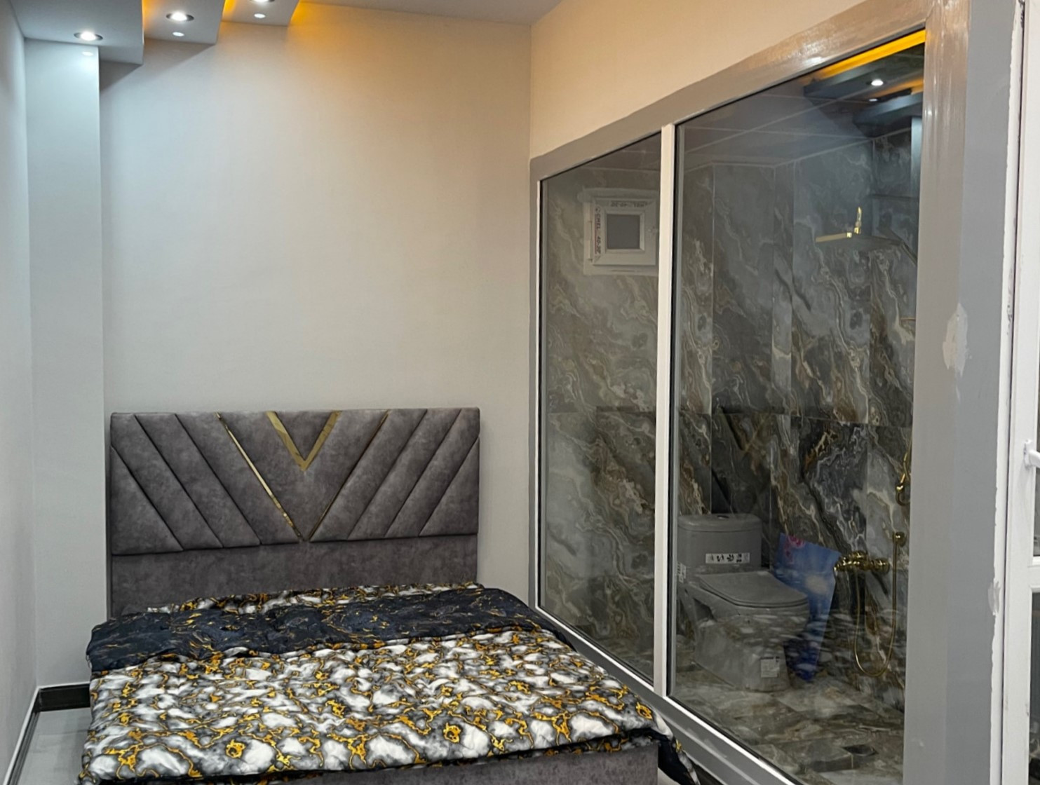 مستر / طبقه اول