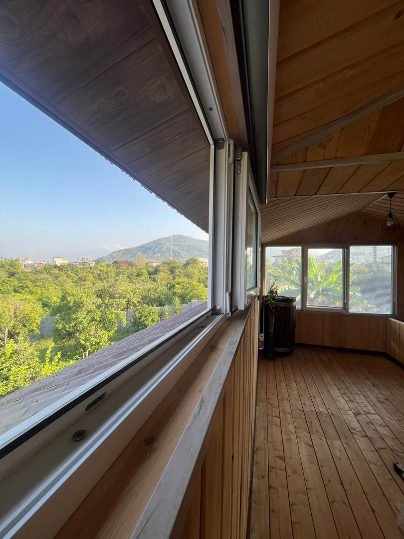 سالن طبقه بالا سالن طبقه بالا