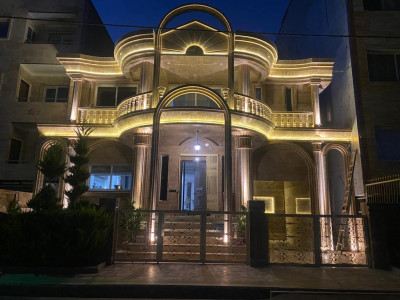ویلایی مدرن و زیبا با منظره دریا