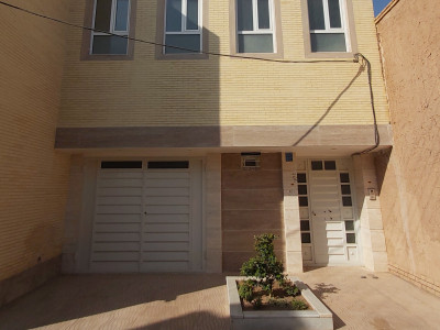 واحد مبله و تک خوابه با دسترسی عالی واحد مبله و تک خوابه با دسترسی عالی