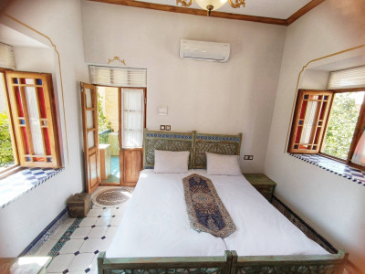 اتاق دوتخته بدون مستر"عمارت جمشدیه"