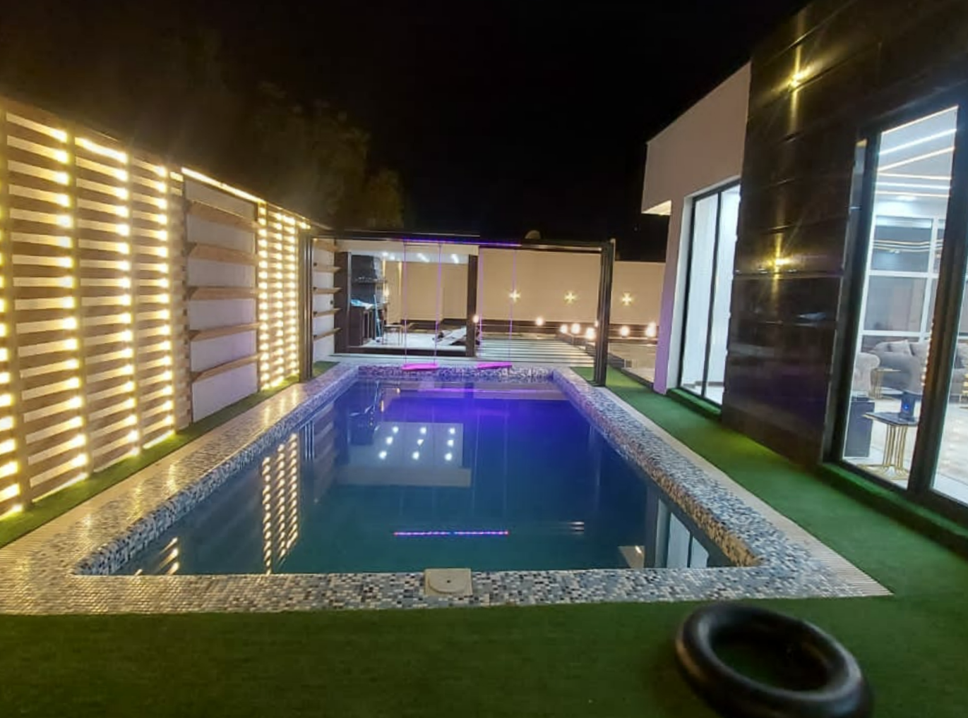 استخر استخر