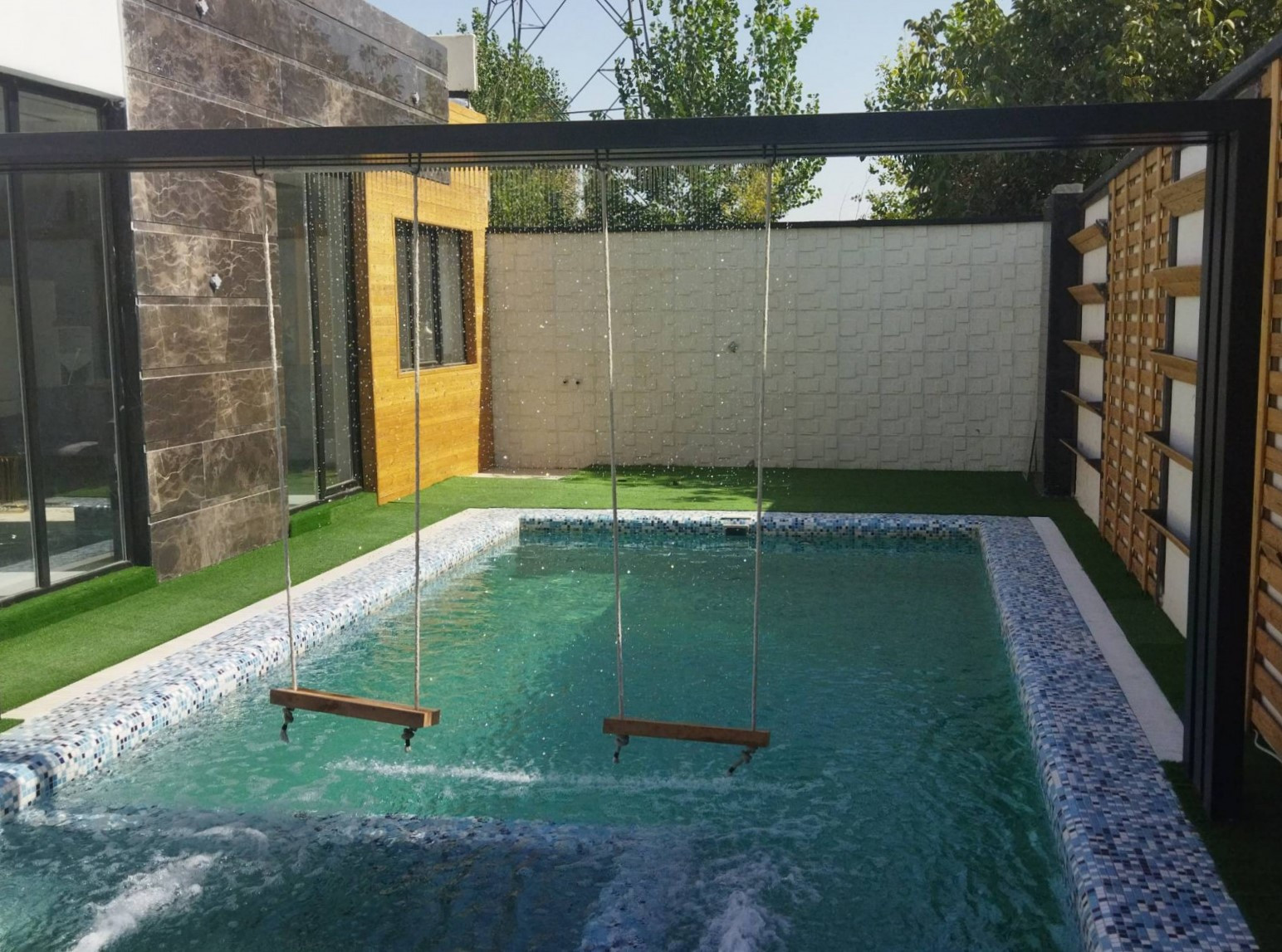 استخر استخر