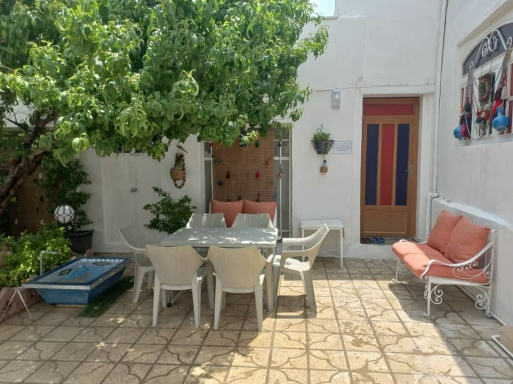 حیاط