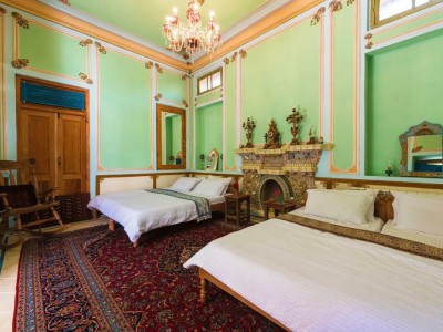 خانه بوم گردی ماه بی‌بی (اتاق شاه نشین)