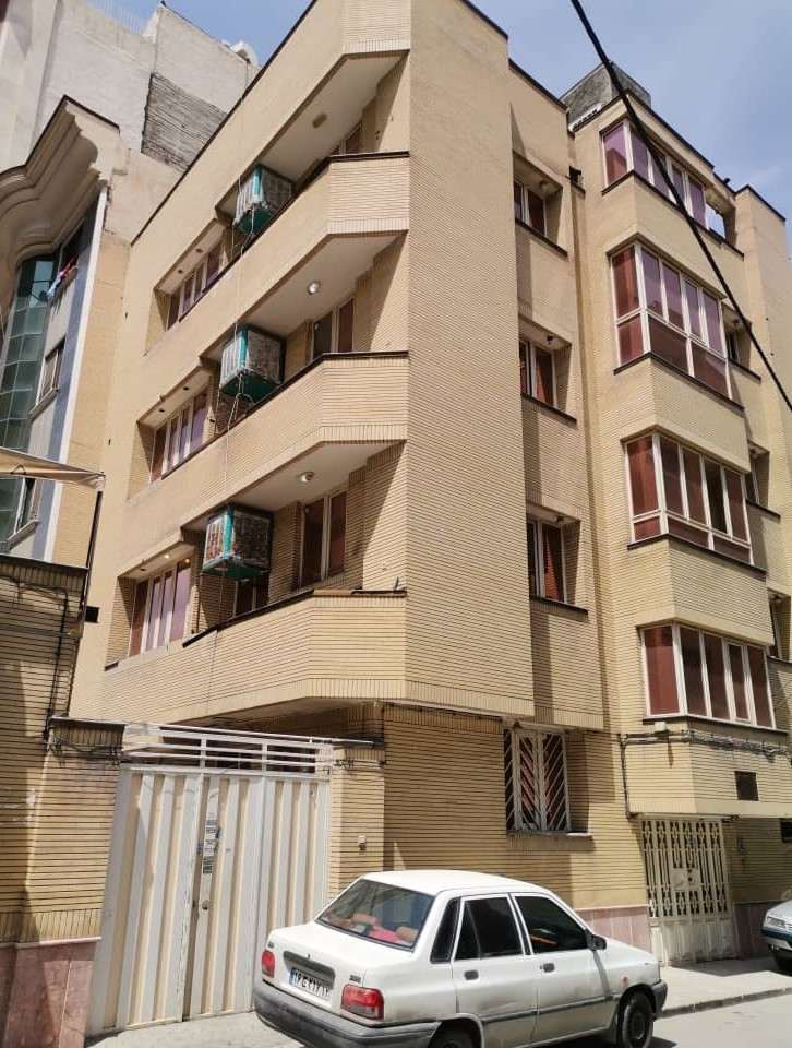 نمای بیرونی ساختمان