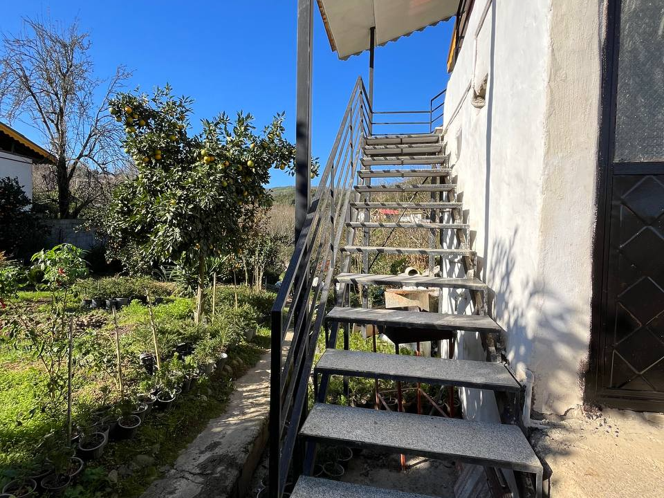 نمای بیرونی ساختمان