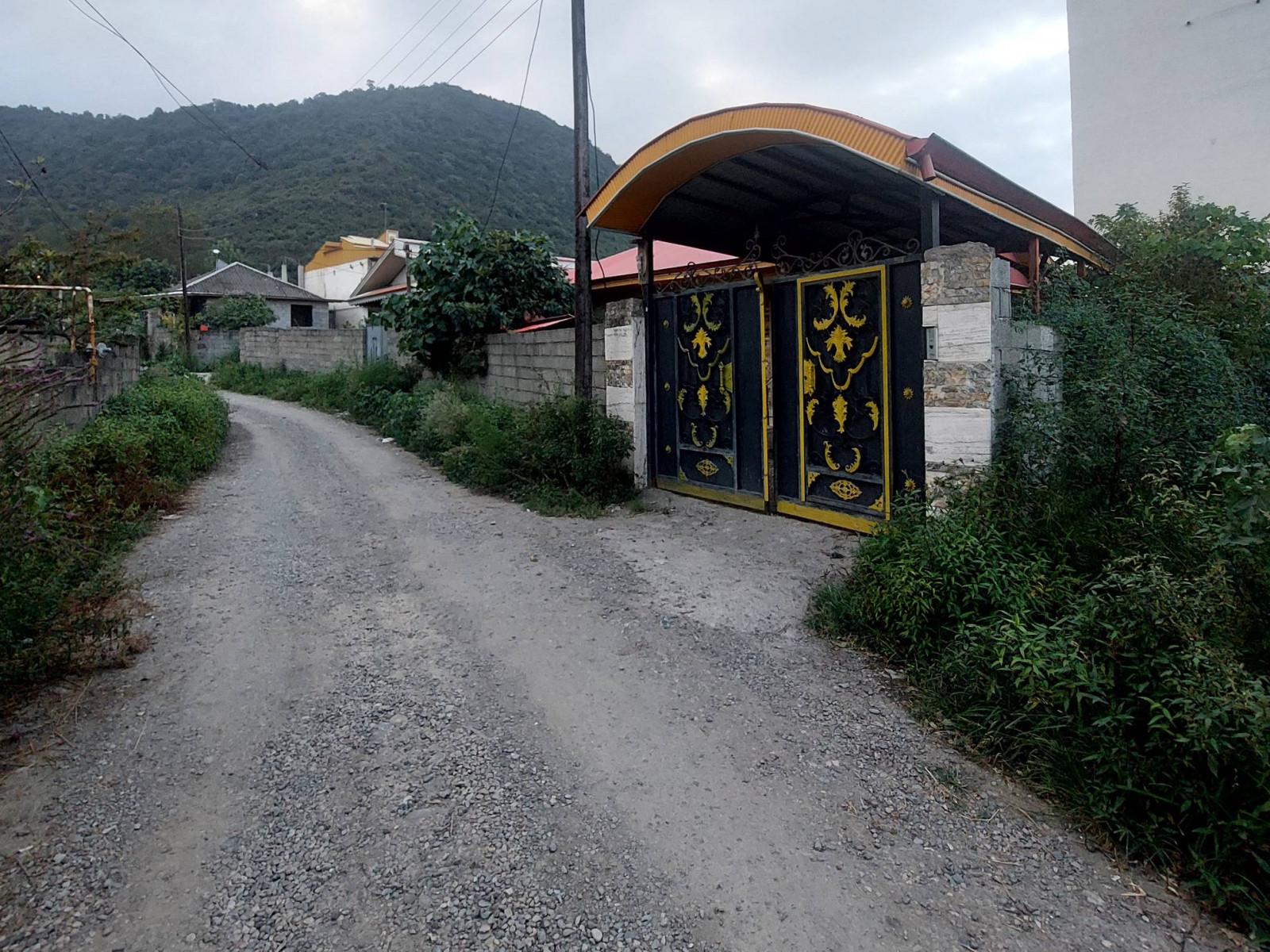 نمای بیرونی ساختمان