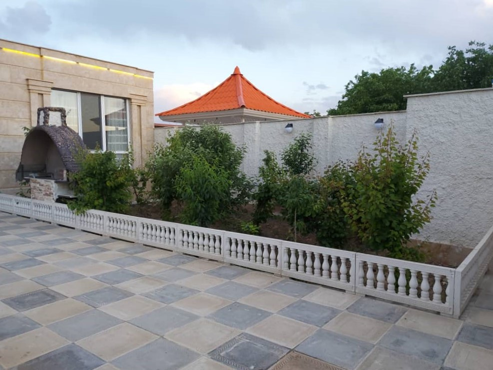 حیاط حیاط