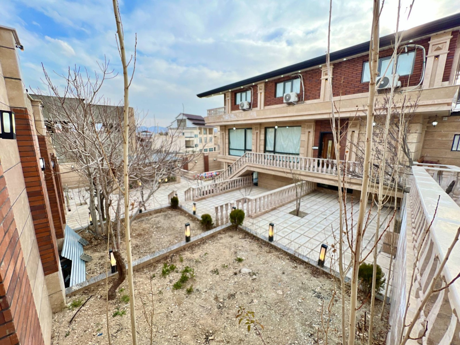 نمای بیرونی ساختمان نمای بیرونی ساختمان