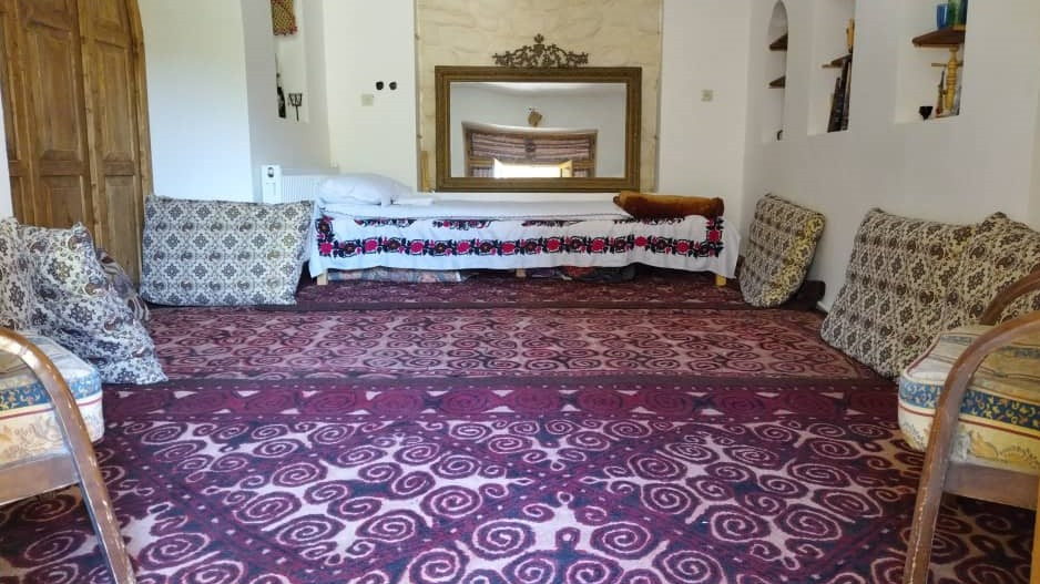 داخل "اتاق کرسی"