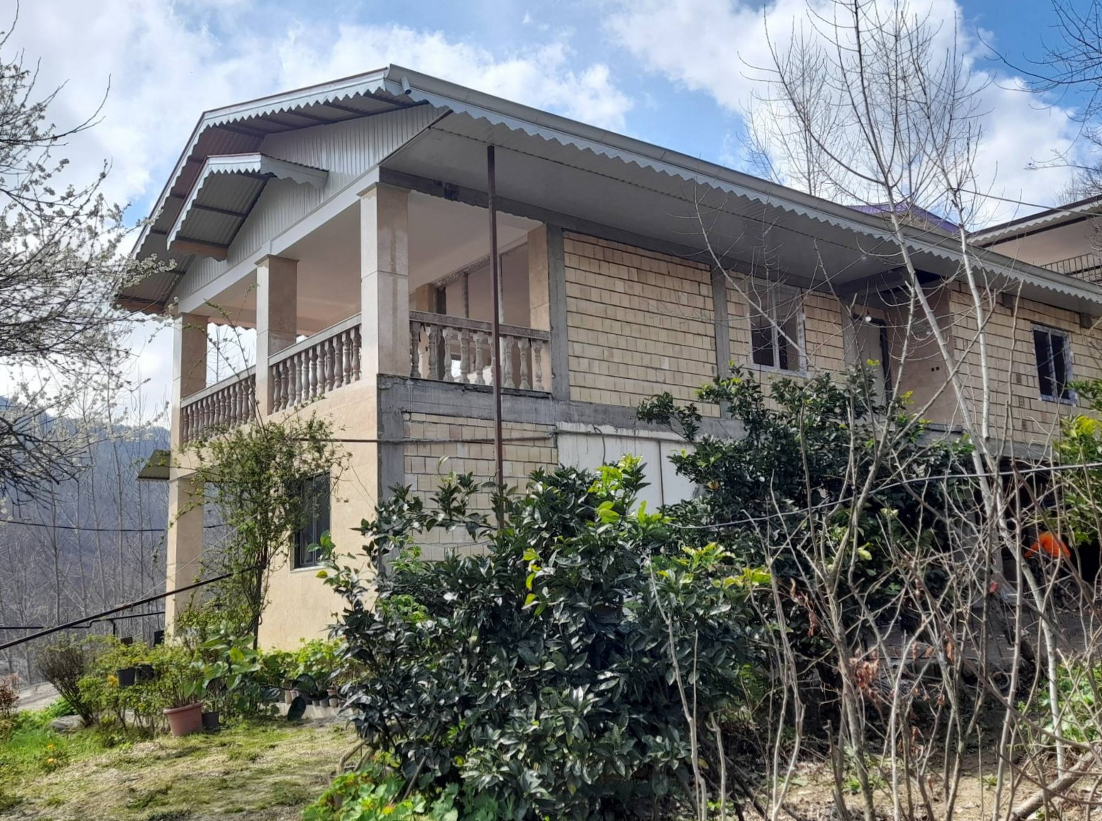 نمای بیرونی ساختمان نمای بیرونی ساختمان