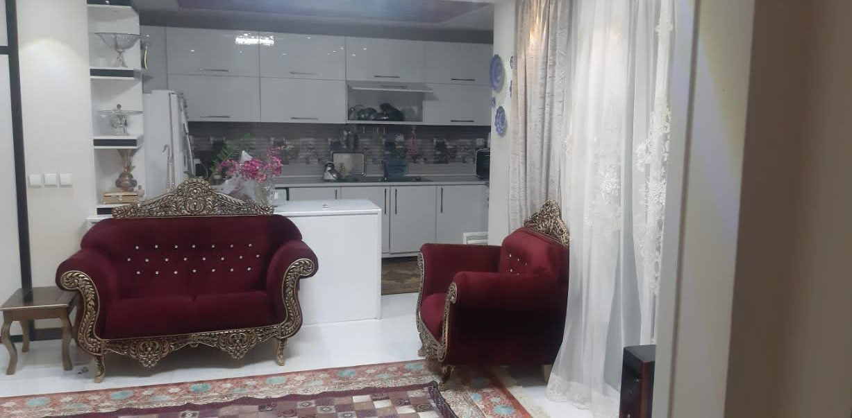 اتاق پذیرایی و آشپزخانه اتاق پذیرایی و آشپزخانه