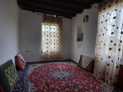 خونه باغ دنج و ساکت با محیطی سرسبز