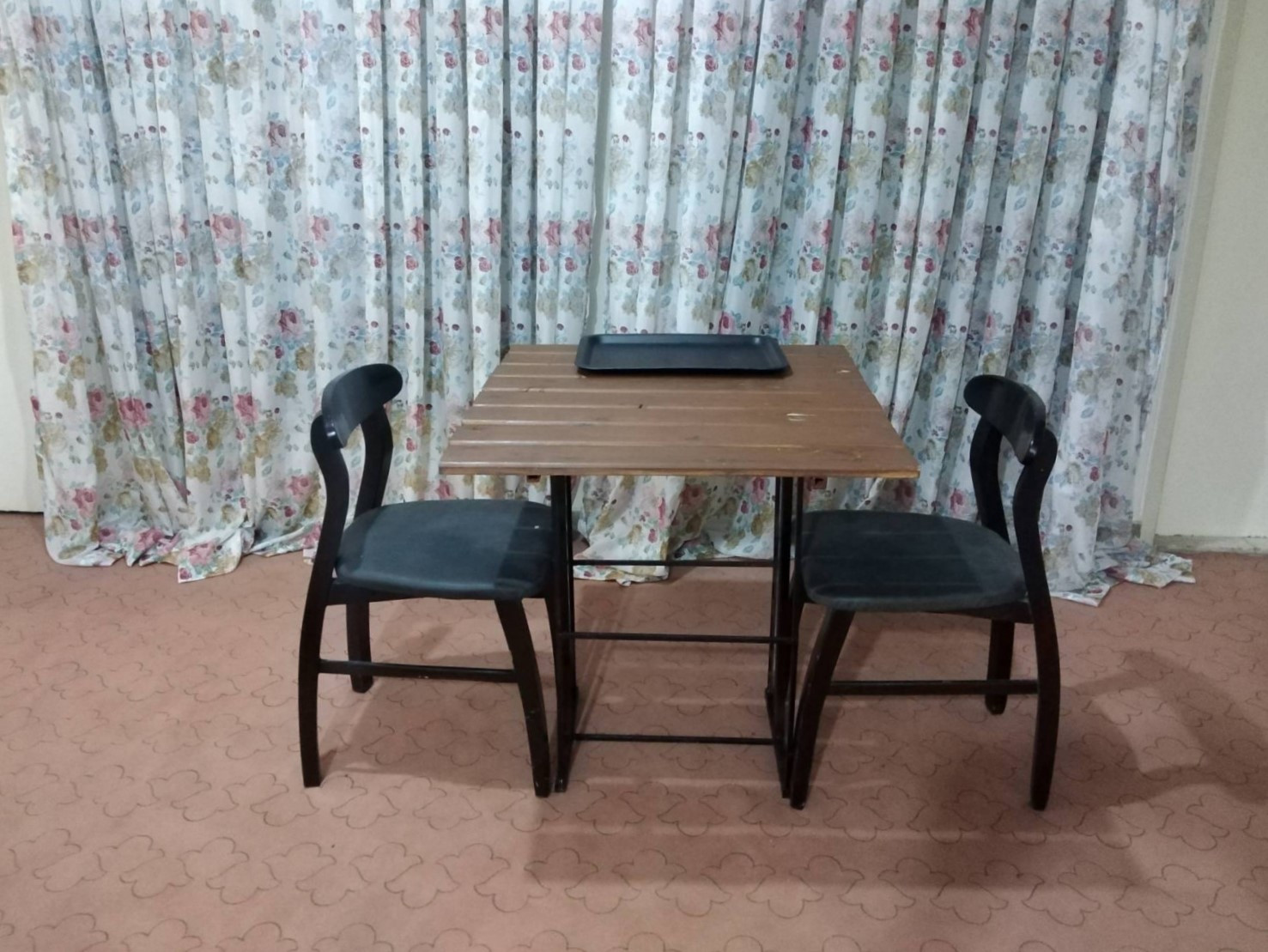 میز غذاخوری