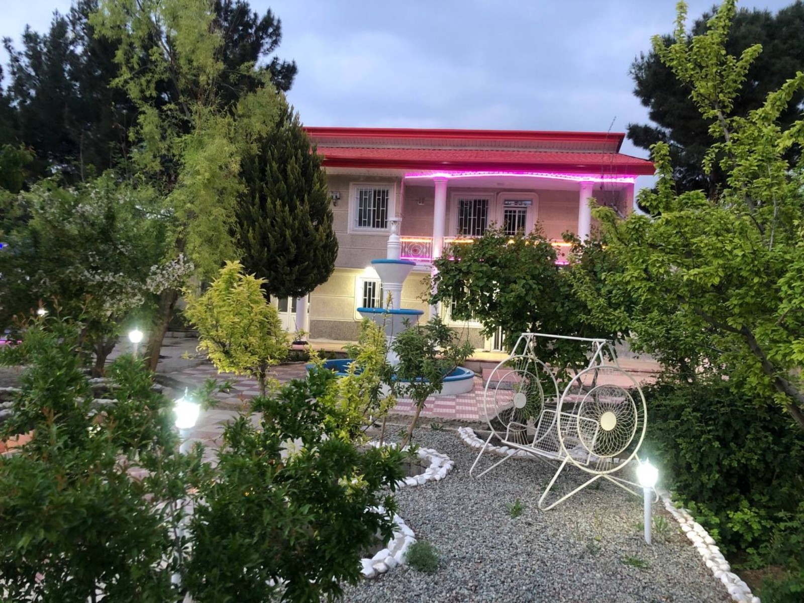 نمای بیرونی ساختمان نمای بیرونی ساختمان