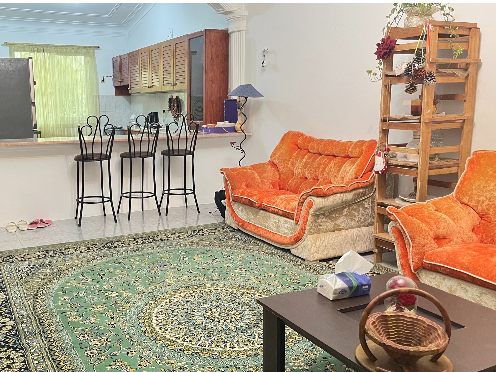 حال و پذیرایی حال و پذیرایی