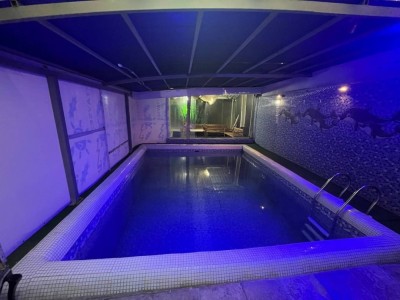 ویلای دو خوابه با استخر سرپوشیده و بیلیارد شکوفه