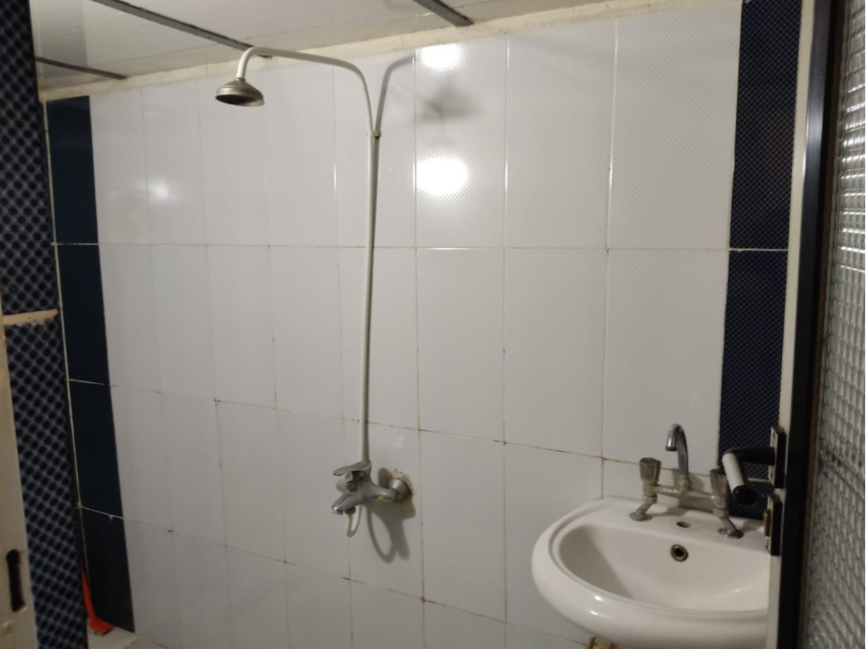 سرویس بهداشتی و حمام