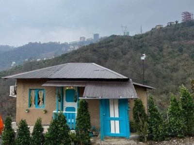 کلبه سنتی تکخواب باجکوزی کلیدی دربام رامسر(اربکله)