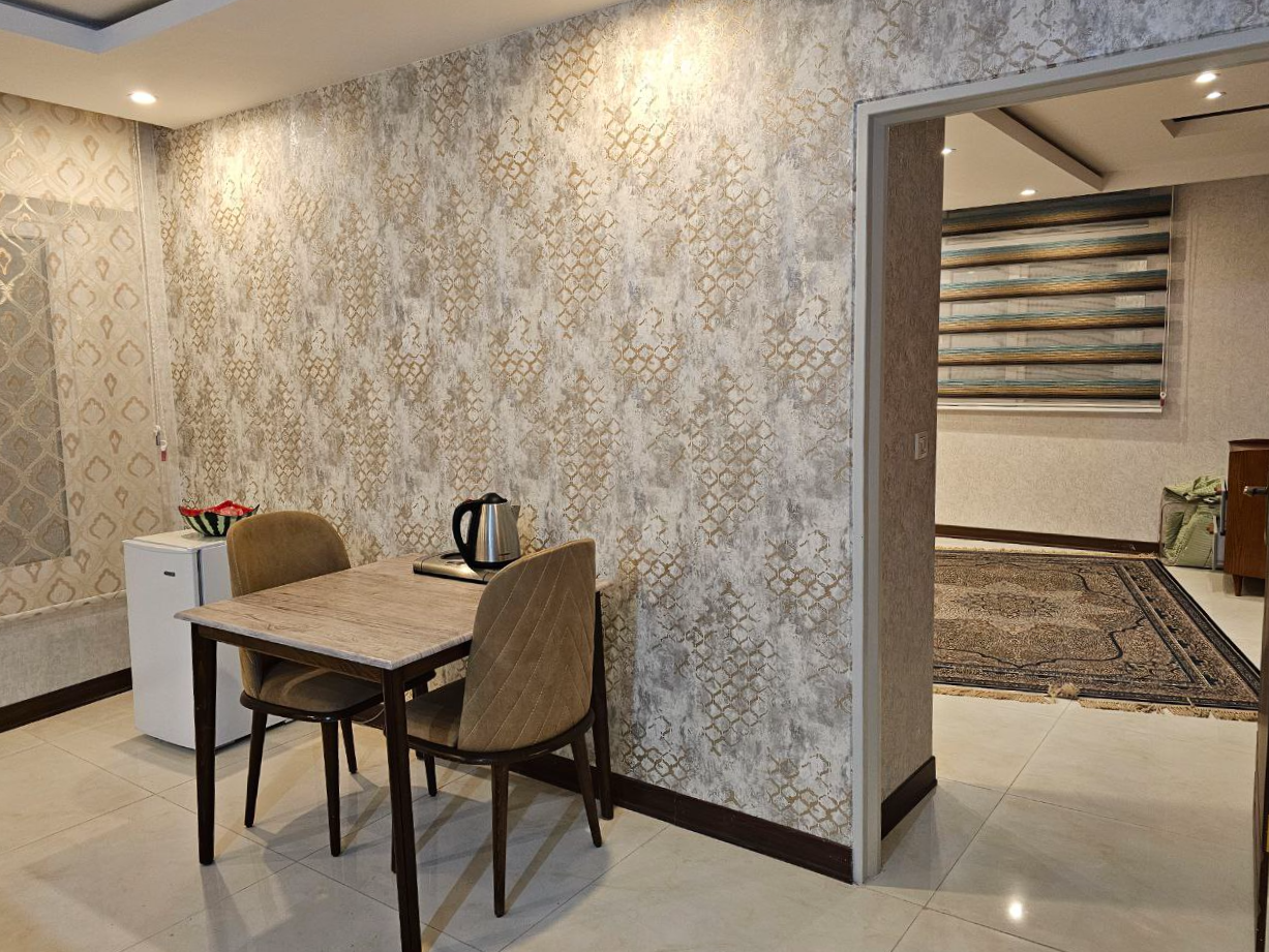 میز غذاخوری