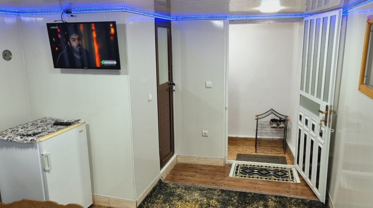 درب ورودی واحد