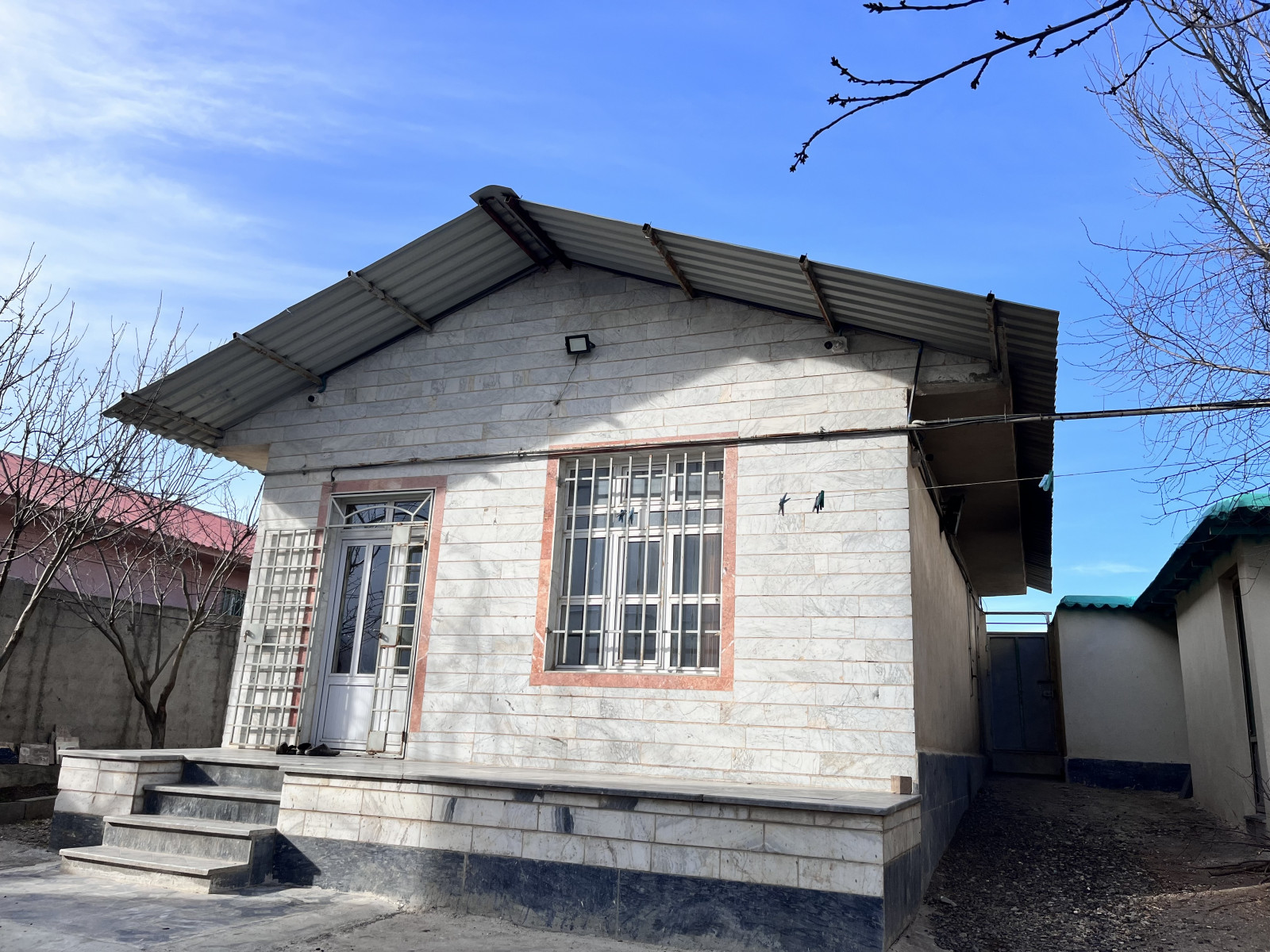 نمای ساختمان