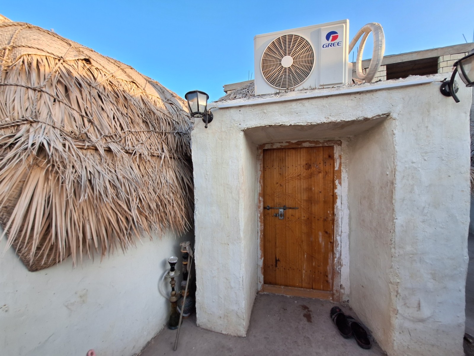 حیاط