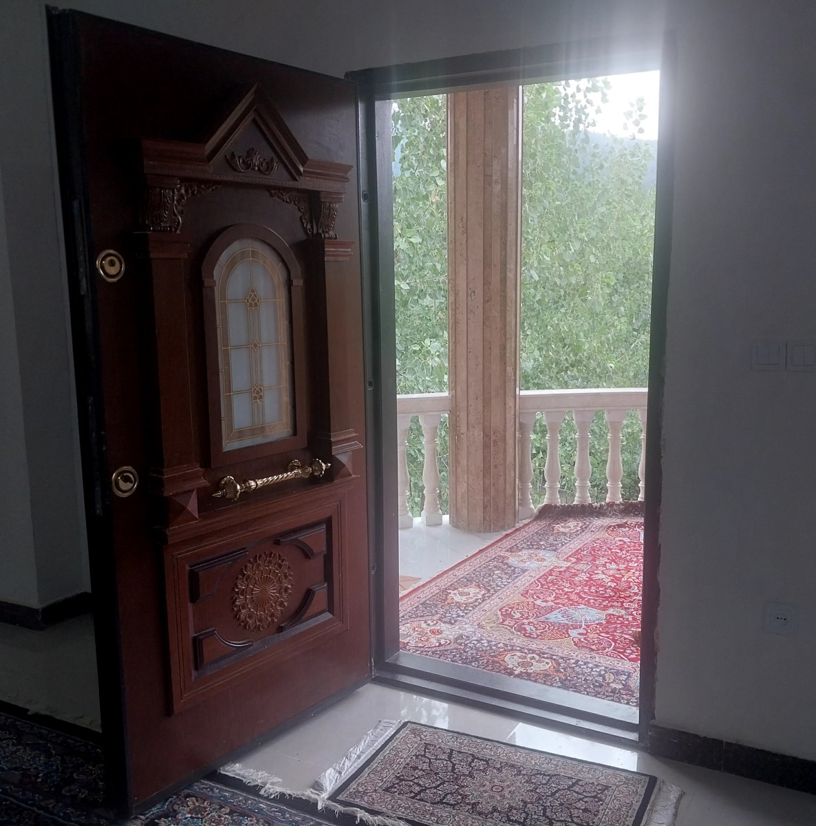 ورودی اقامتگاه