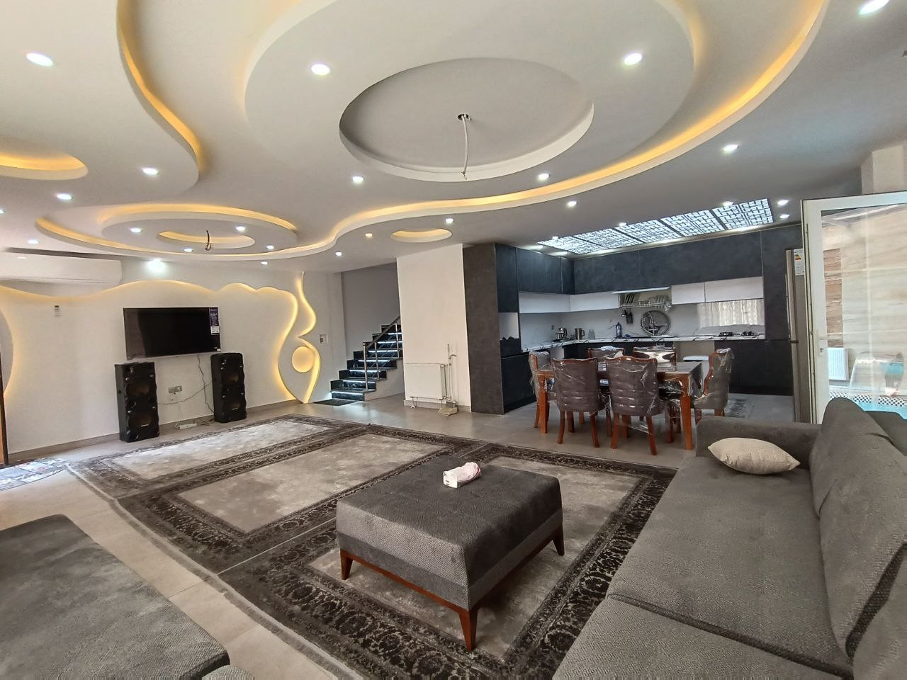 اتاق پذیرایی اتاق پذیرایی