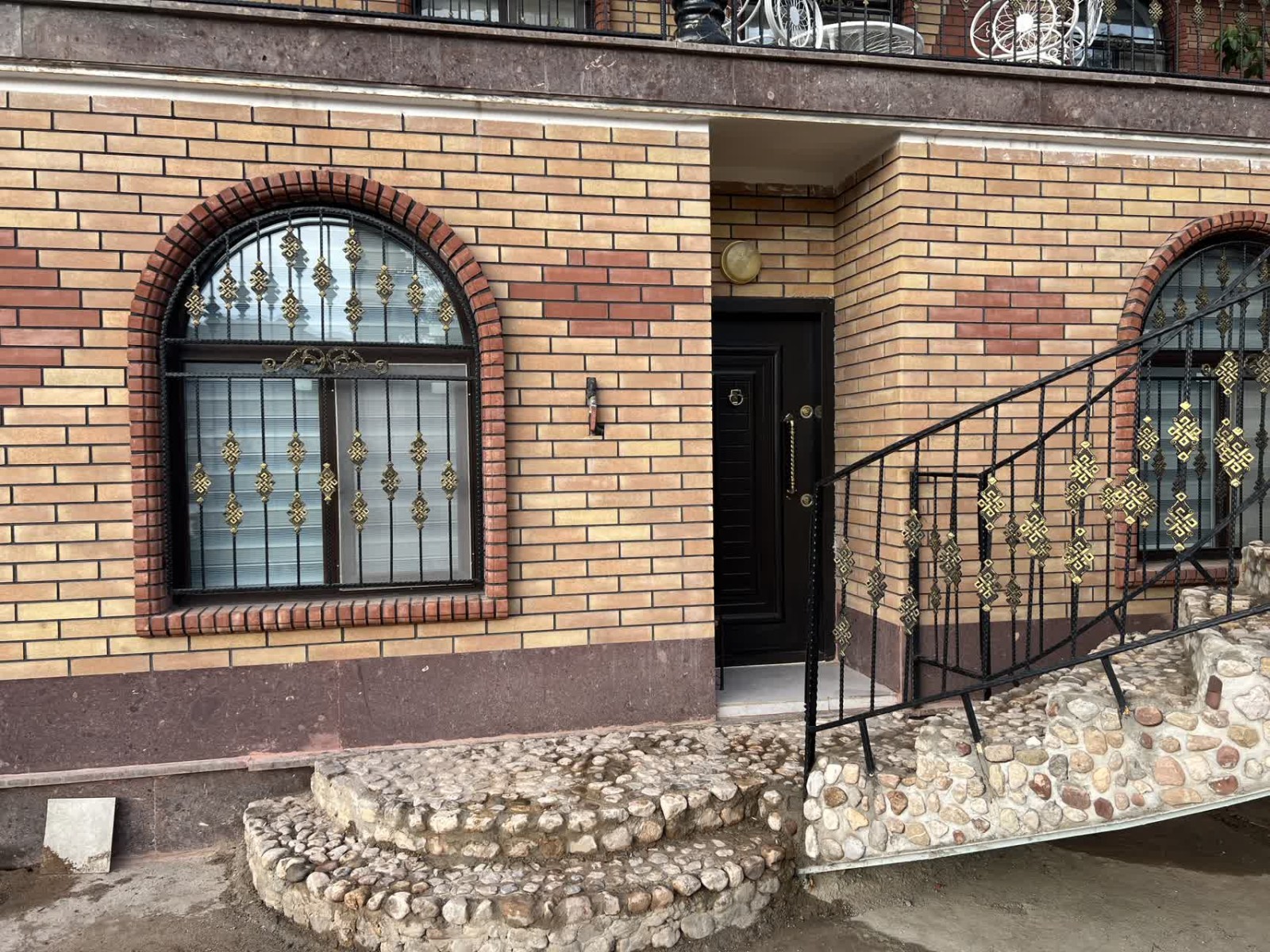 ورودی اقامتگاه