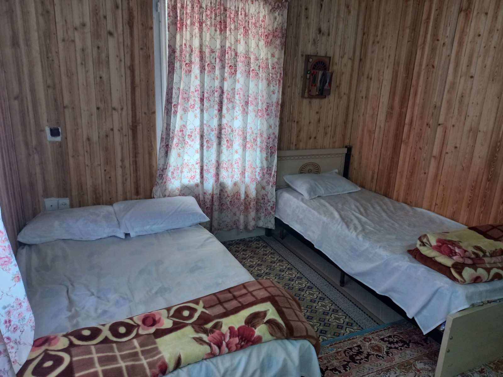 اتاق غیر مستر اتاق غیر مستر